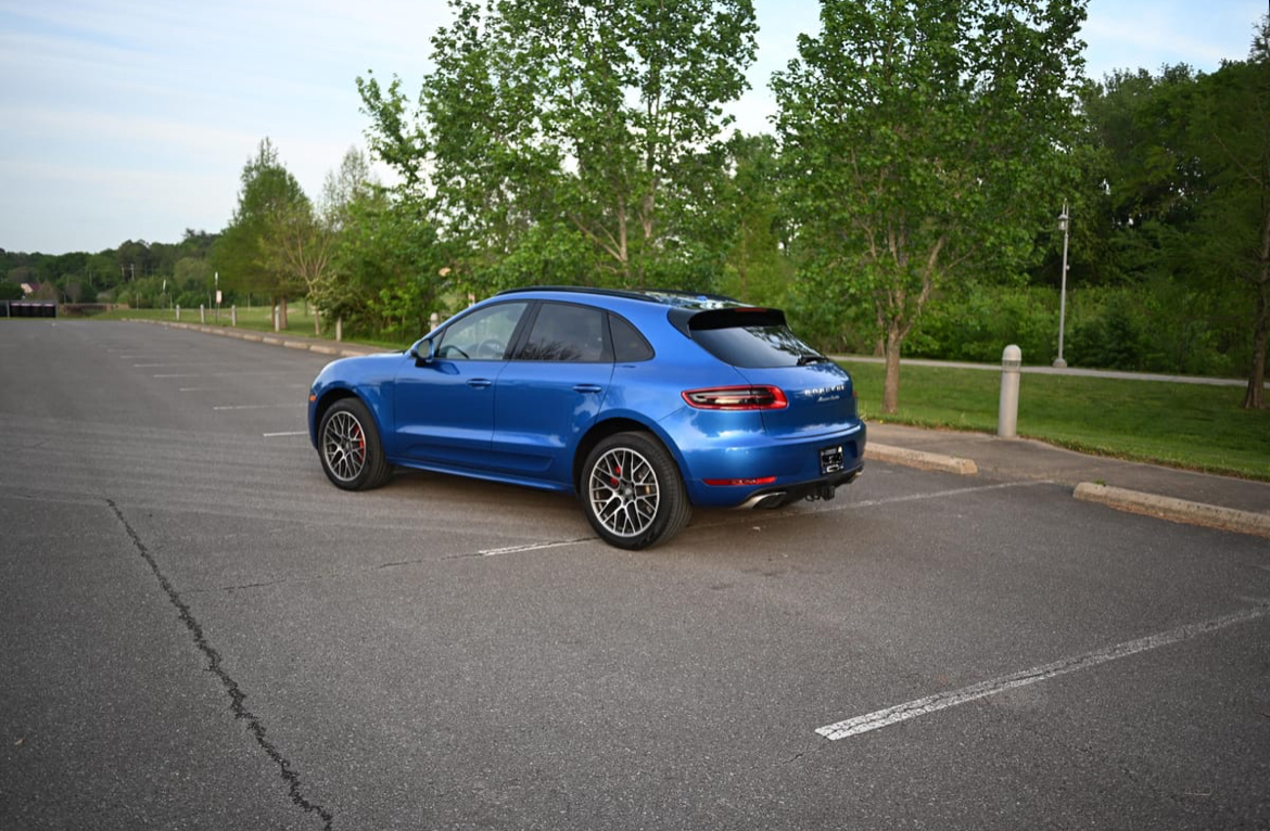 2016 Porsche Macan — Photo 7