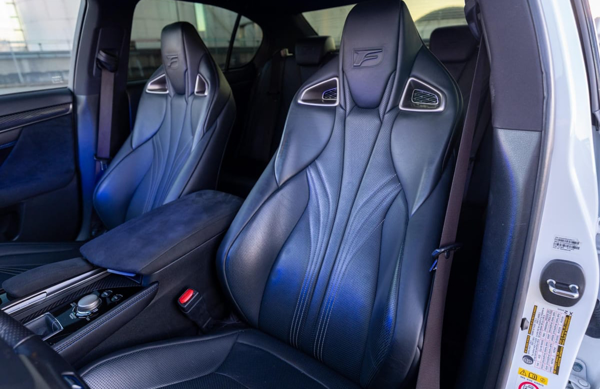 2017 Lexus GS F — Photo 16