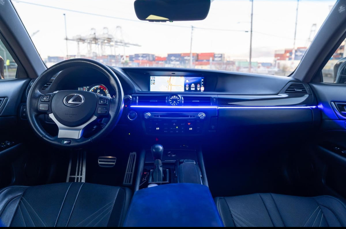 2017 Lexus GS F — Photo 9