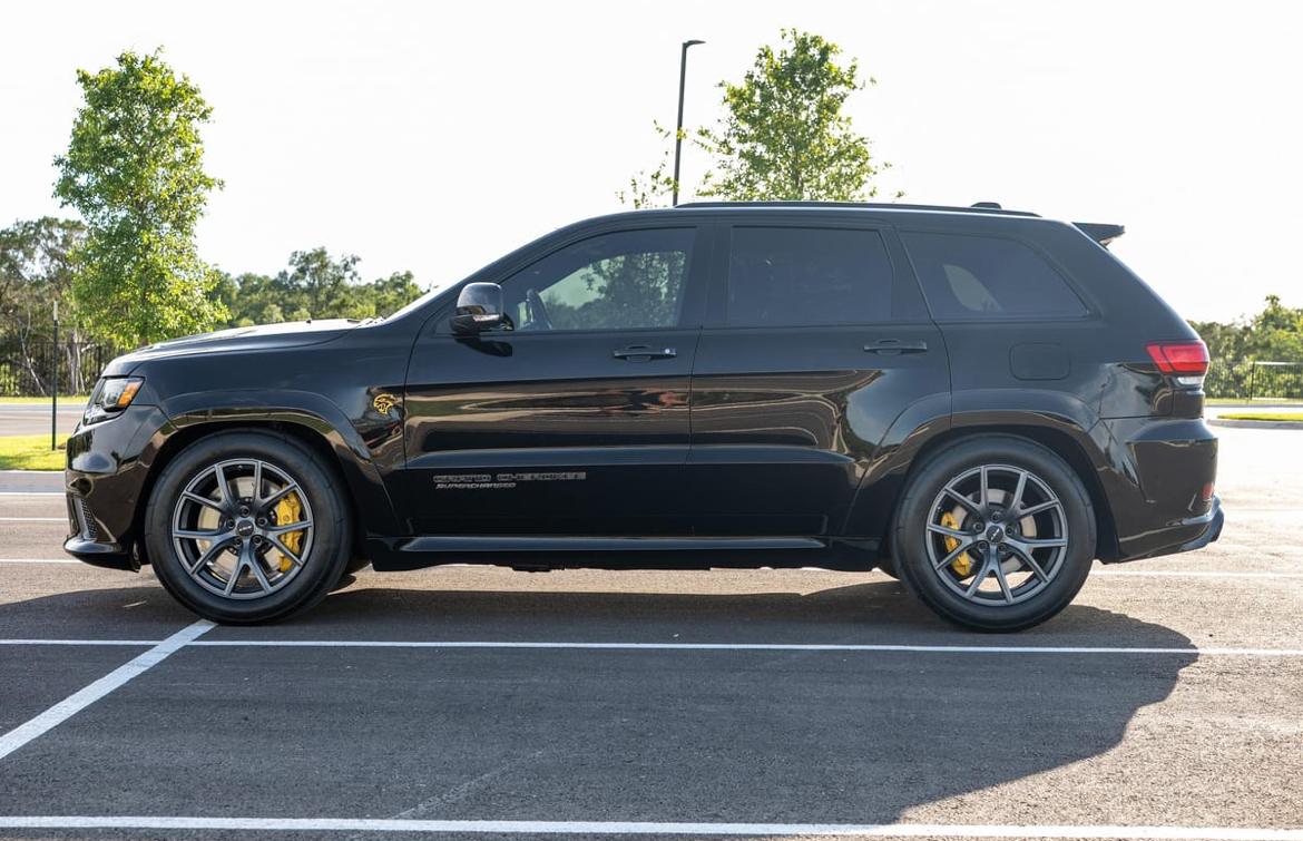 2018 Jeep Grand Cherokee Trackhawk — Interior