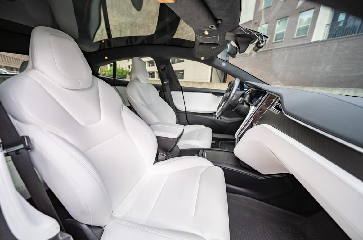 2017 Tesla Model S — Photo 13