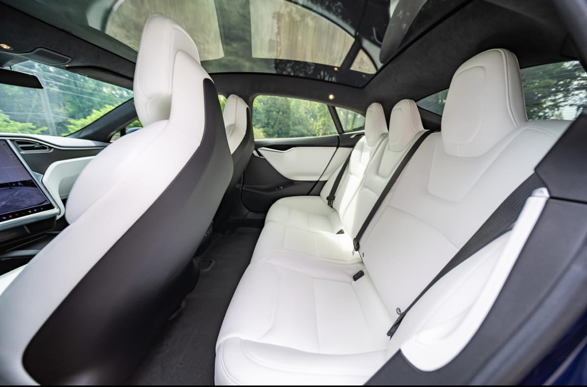 2017 Tesla Model S — Photo 10