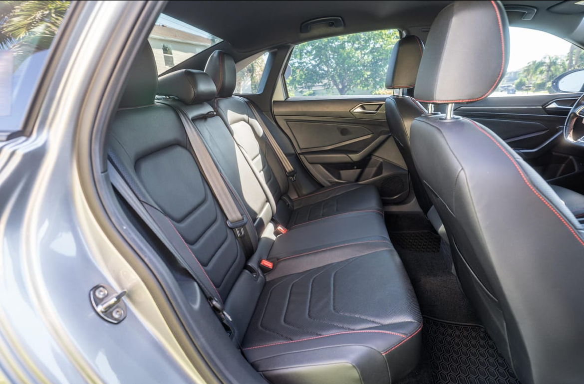 2021 Volkswagen Jetta GLI Autobahn — Photo 9