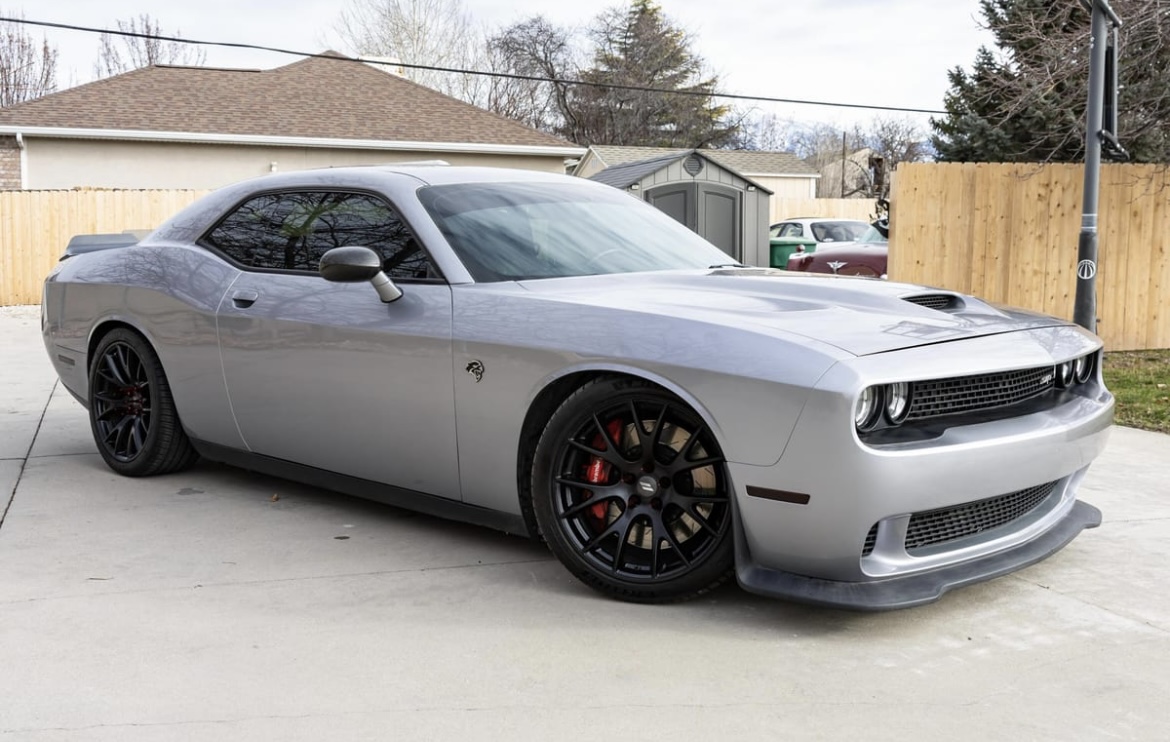 Dodge Challenger Srt Hellcat