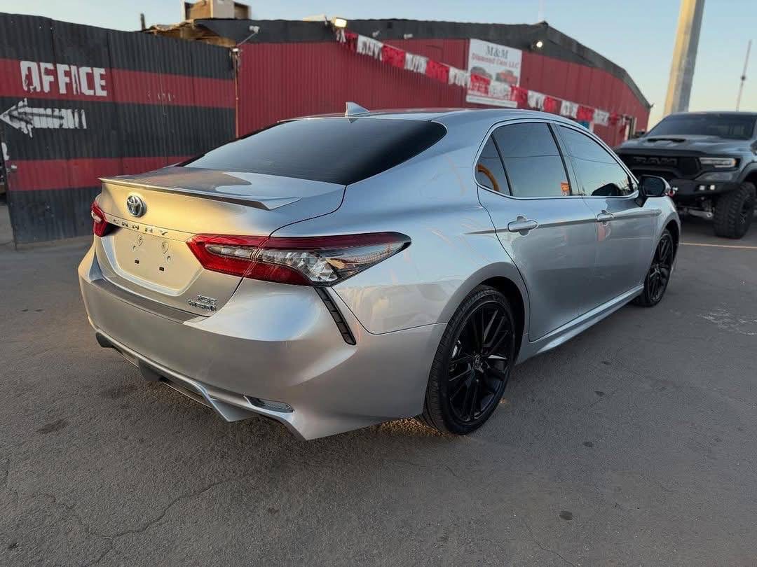 2024 Toyota Camry Hybrid XSE — Photo 5