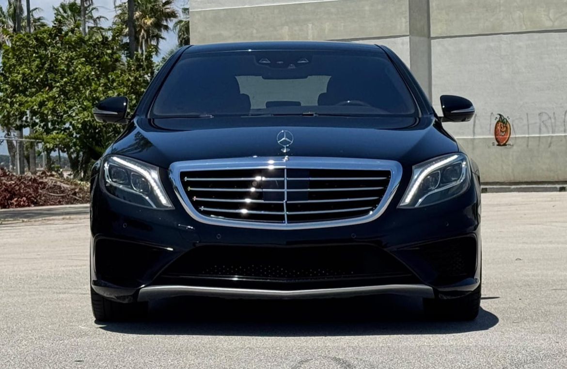 2014 Mercedes Benz S-Class — Side View