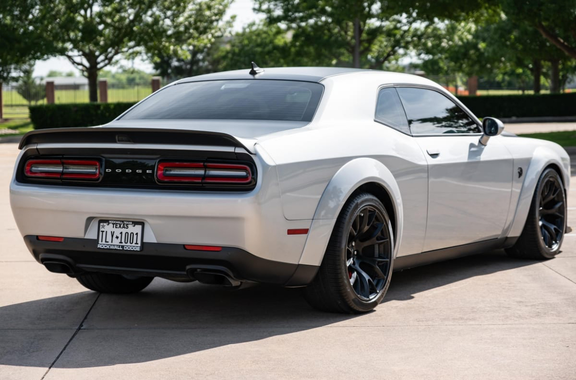 2023 Dodge Challenger Srt Hellcat Widebody Jailbreak — On the Road