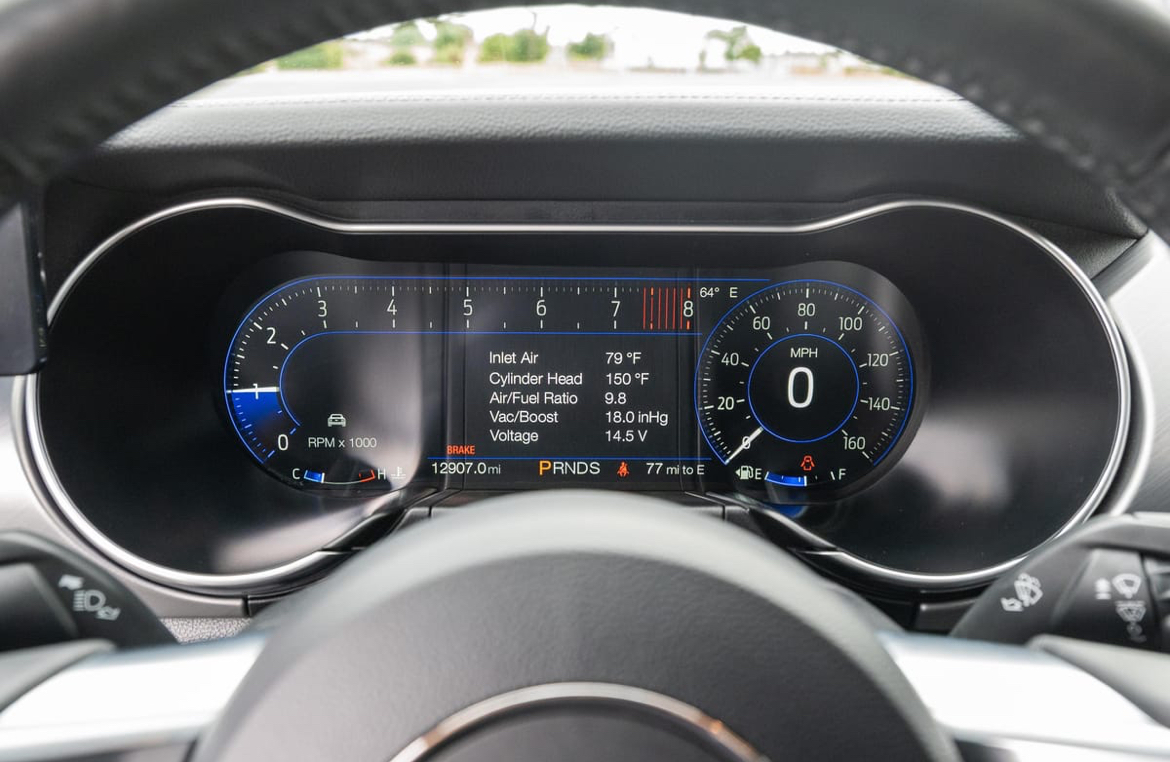 2022 Ford Mustang GT coupe premium — Photo 12