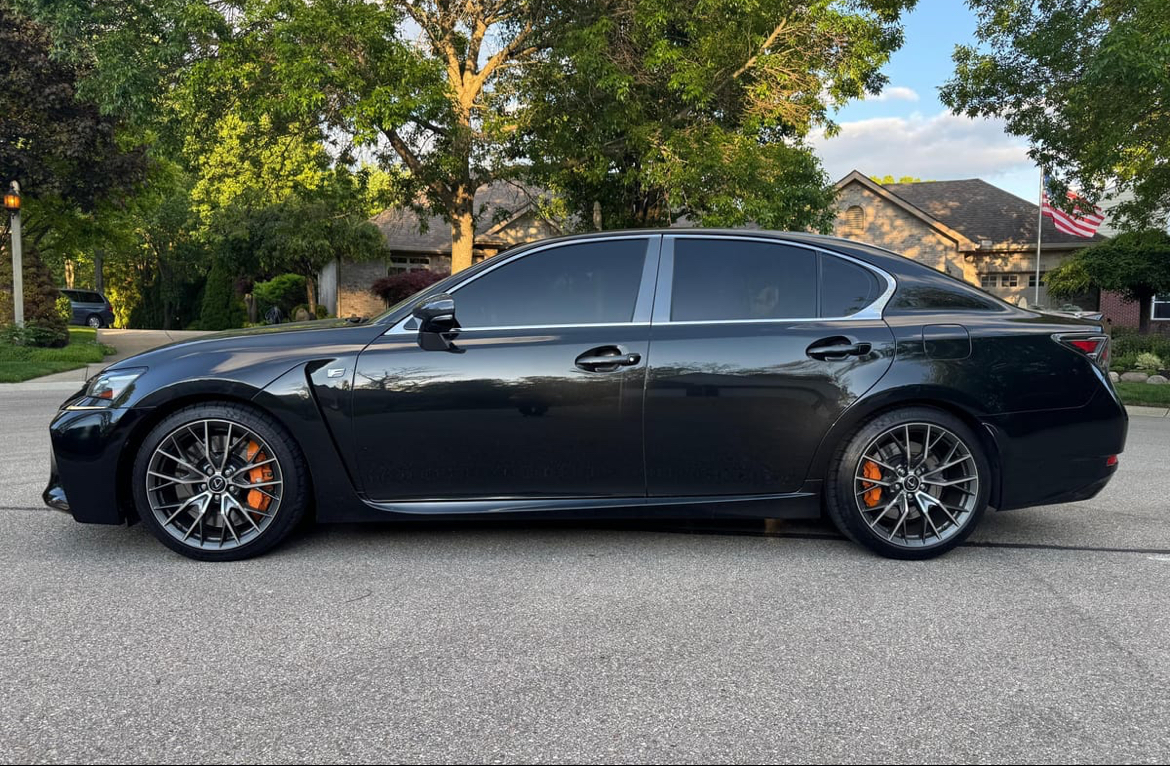 2016 Lexus GS F — Side View