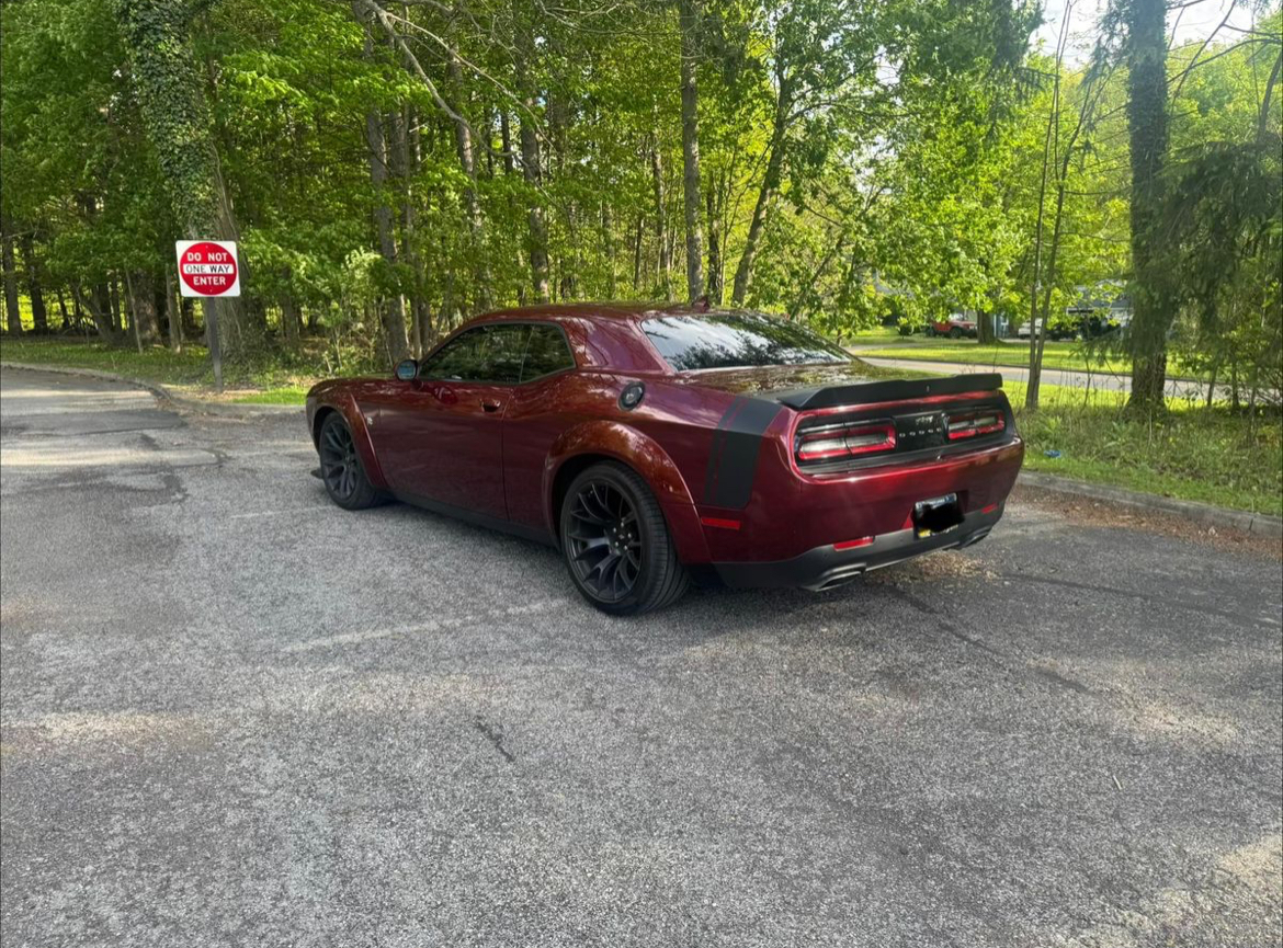 2018 Dodge Challenger 392 Hemi Scat Pack Shaker — On the Road