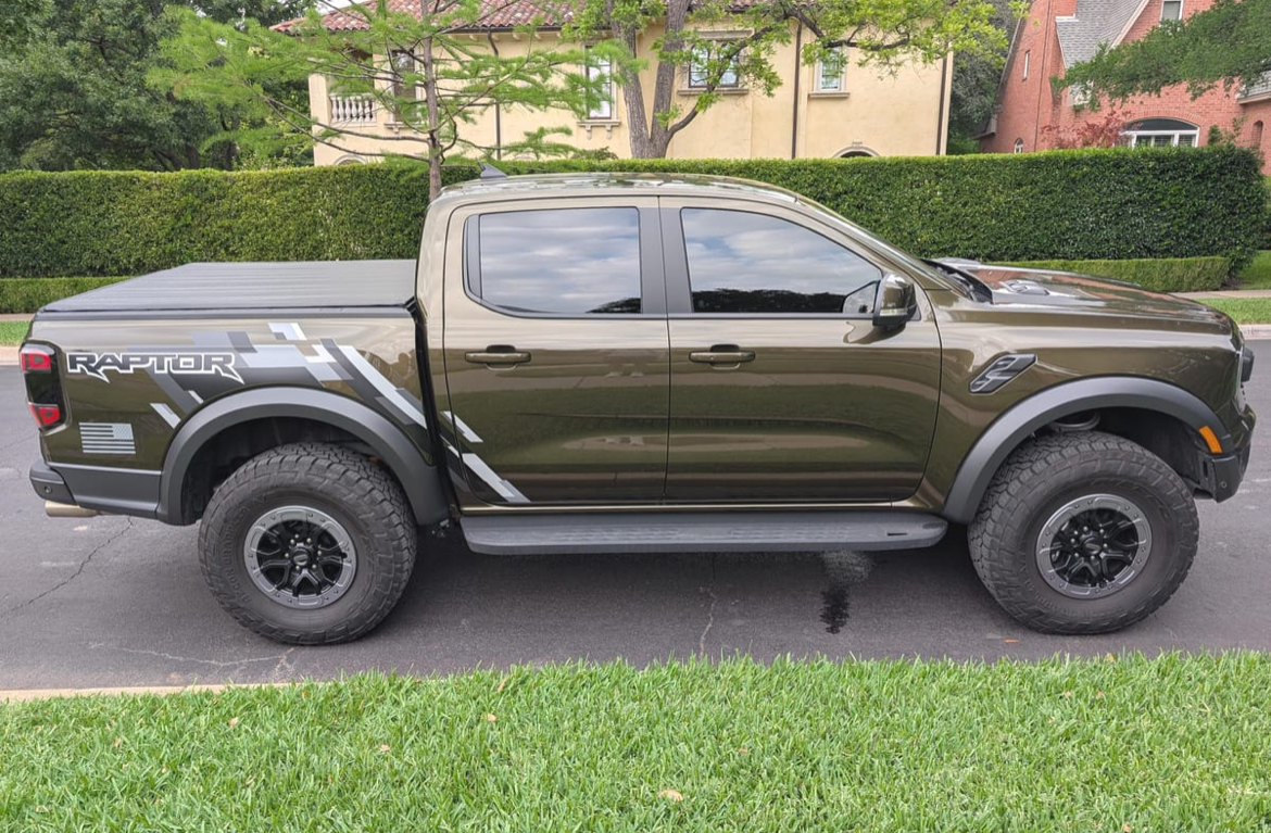 2024 Ford Ranger Raptor — Interior