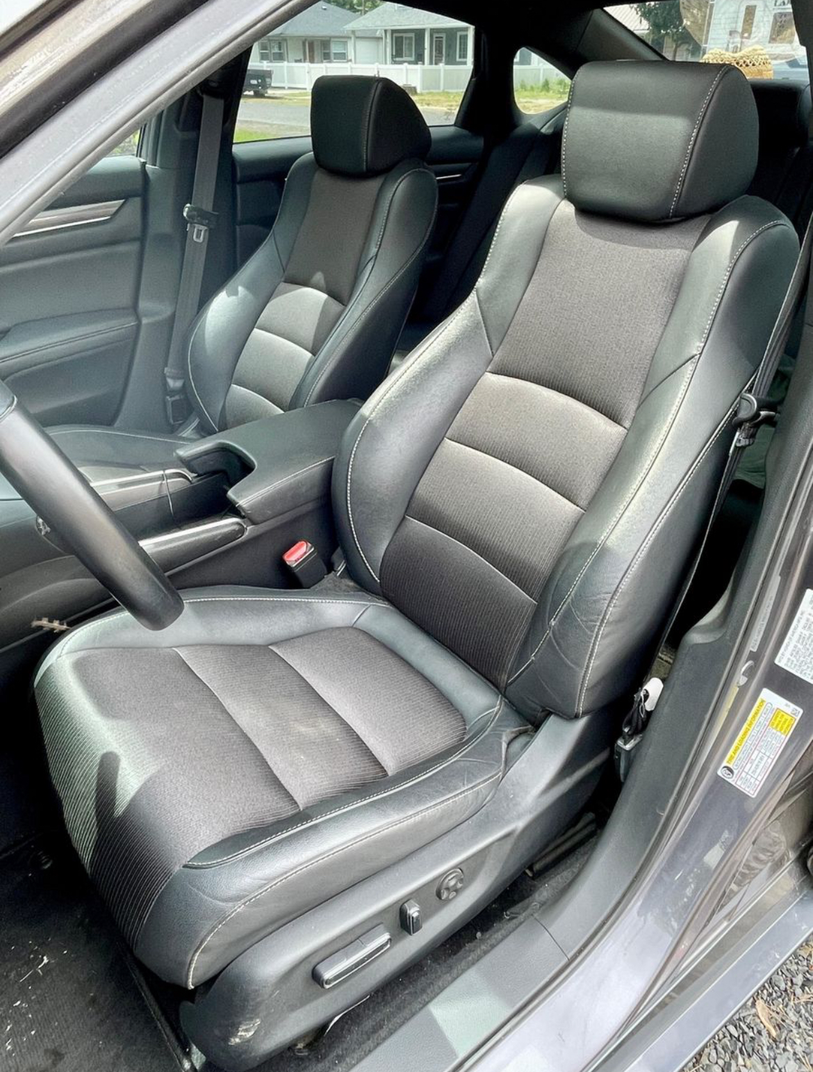 2019 Honda Accord Sport 2.0T — Photo 13