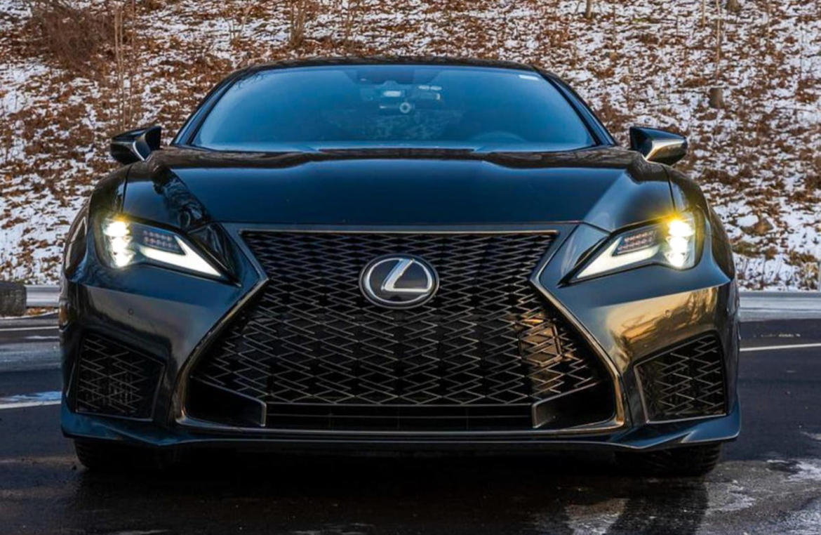 2020 Lexus RC F — Side View