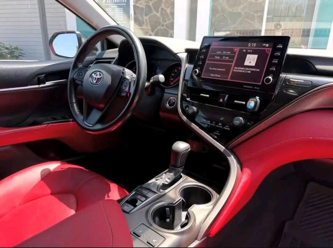 2022 Toyota Camry XSE — Photo 5