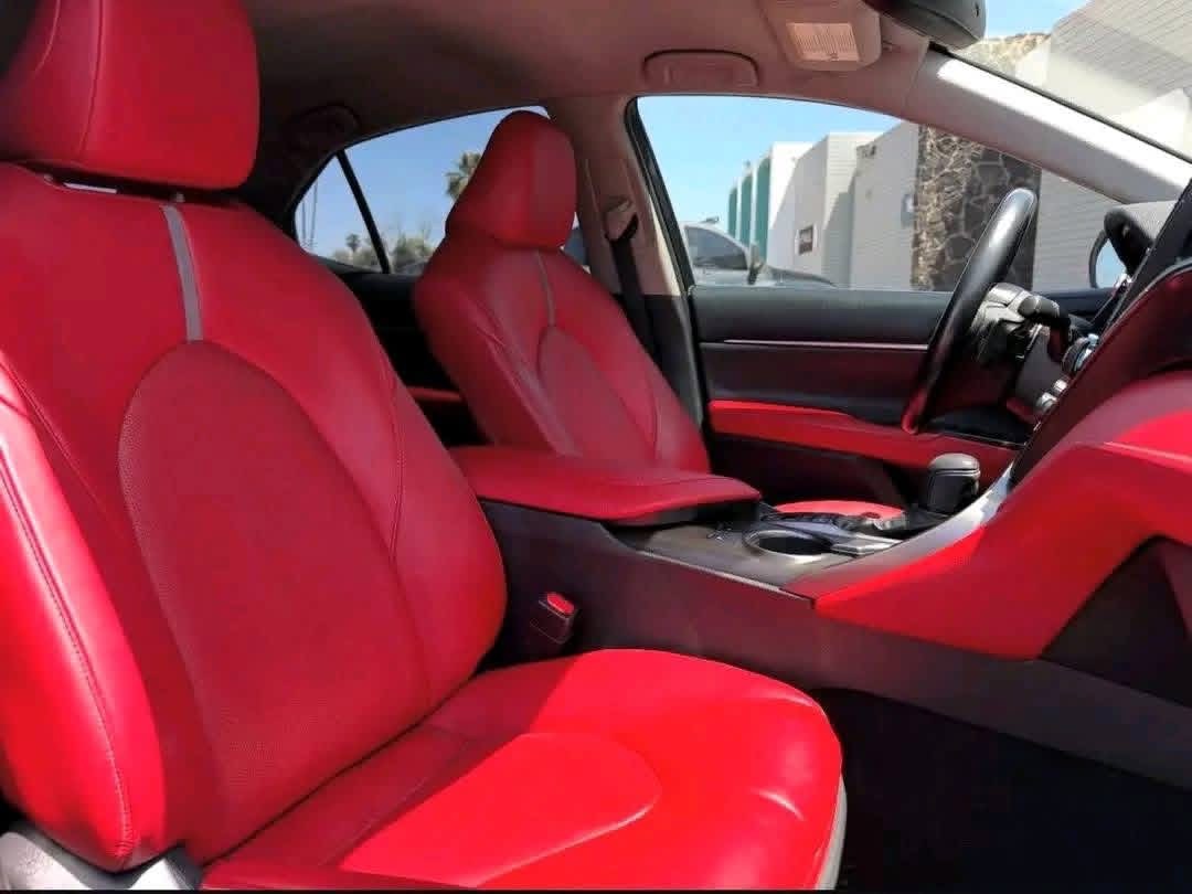 2022 Toyota Camry XSE — Photo 10