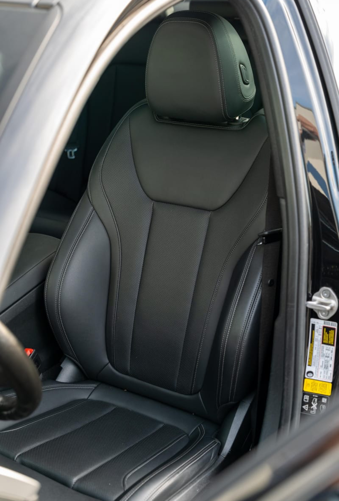 2022 BMW M340i xDrive — Photo 14