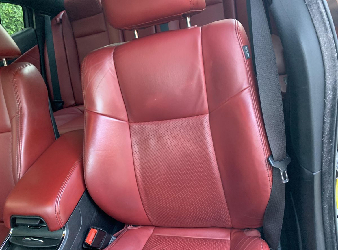 2014 Dodge Charger R/T Plus — Photo 13