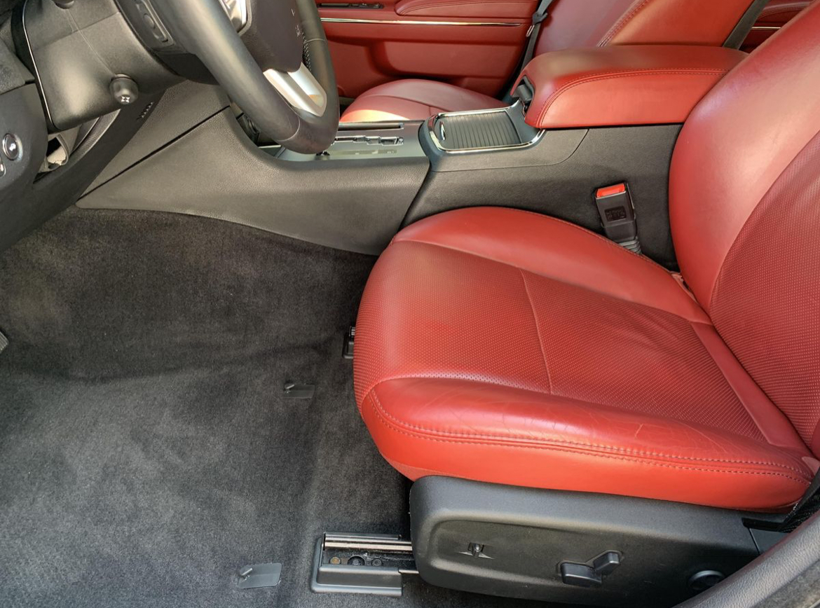 2014 Dodge Charger R/T Plus — Photo 15