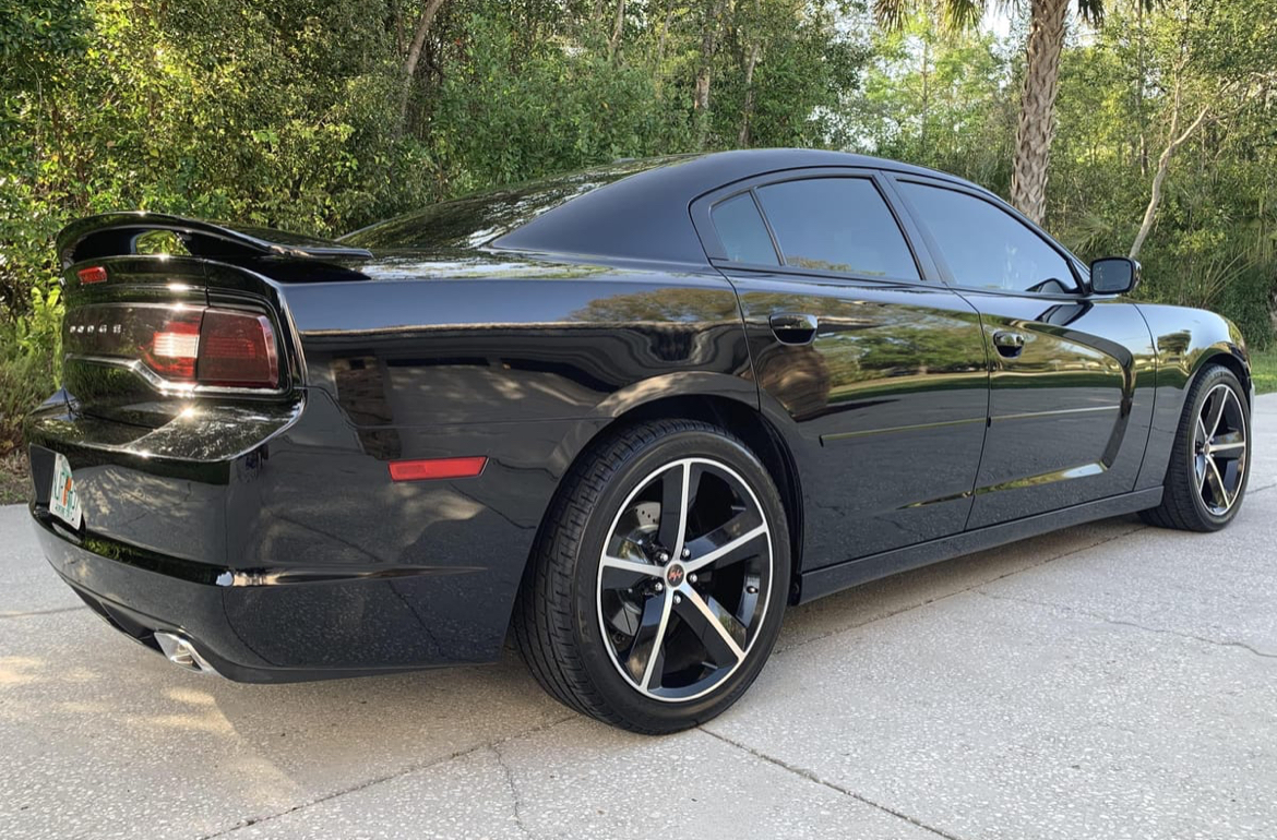 2014 Dodge Charger R/T Plus — On the Road