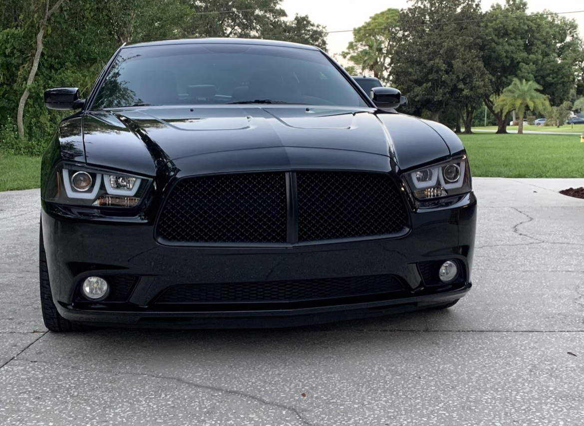 2014 Dodge Charger R/T Plus — Photo 7