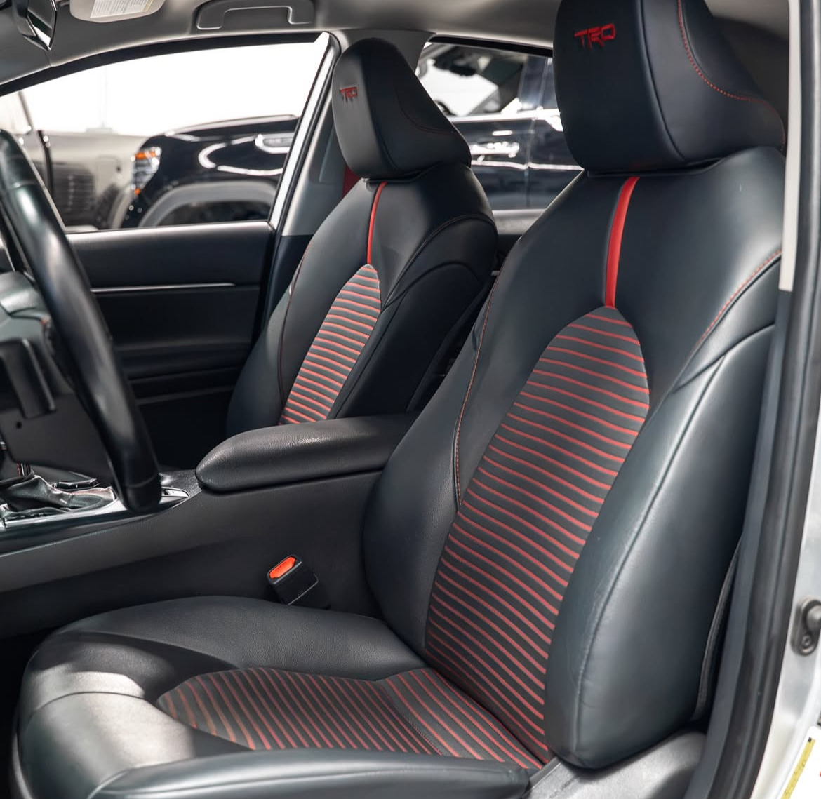 2020 Toyota Camry TRD — Photo 13