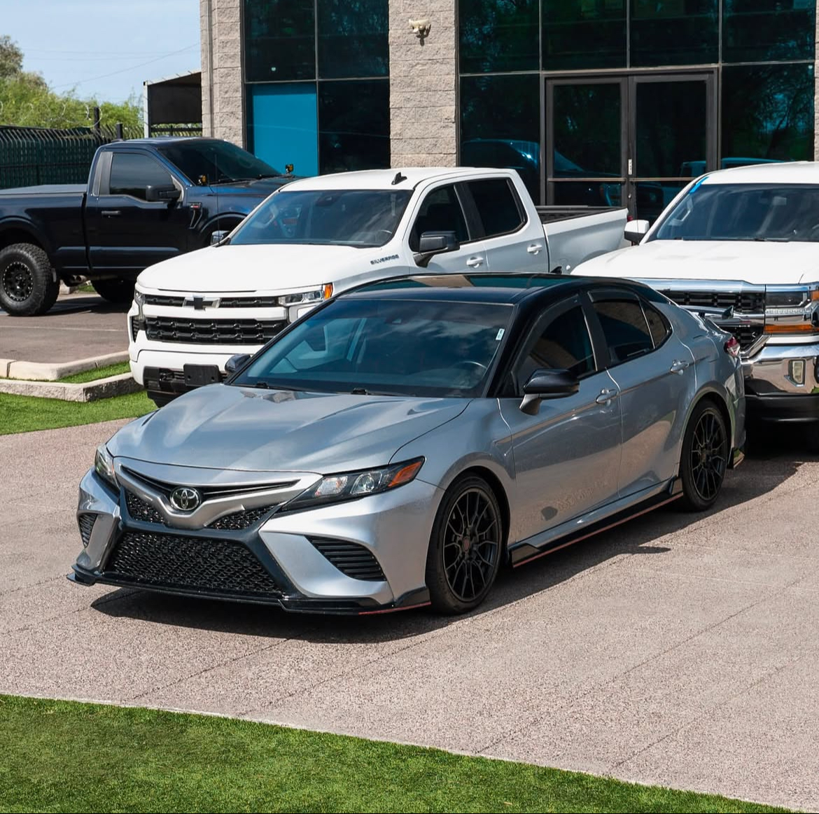 2020 Toyota Camry TRD — Photo 5