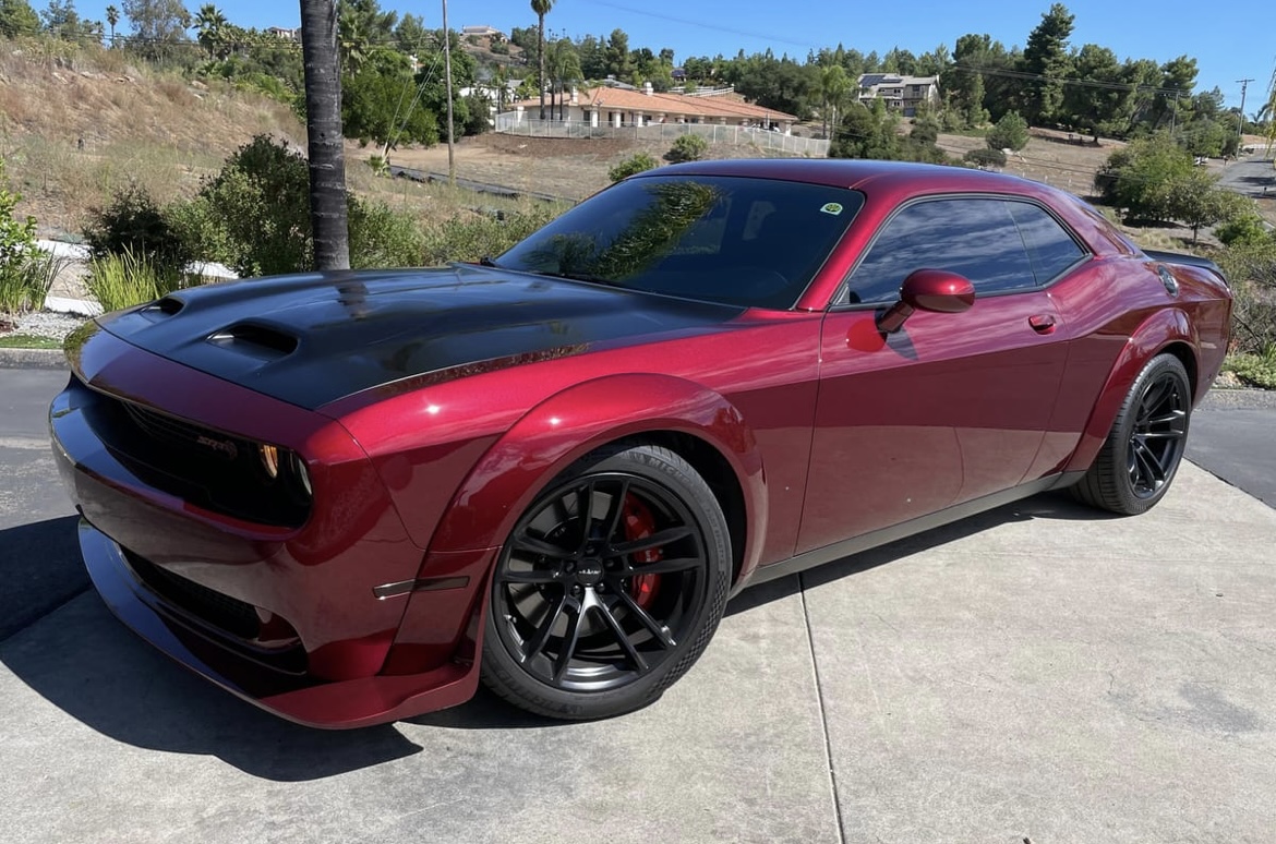 Dodge Challenger srt hellcat red eye