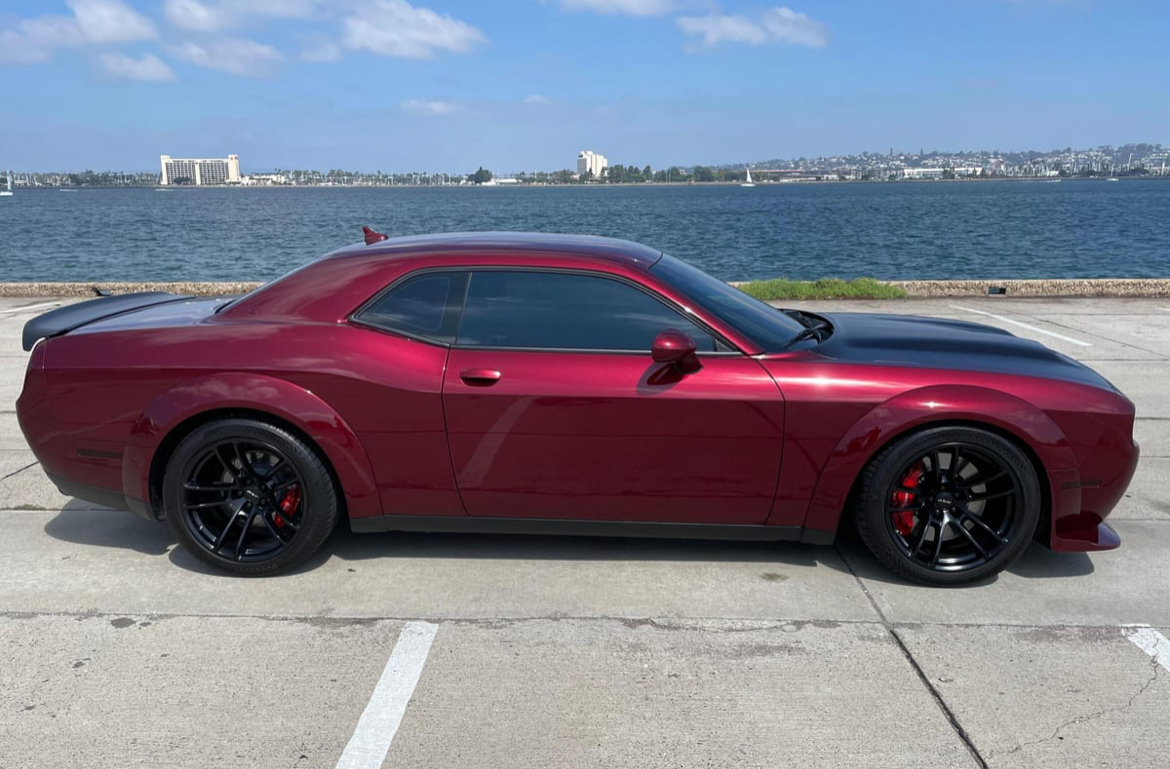 2020 Dodge Challenger srt hellcat red eye — Interior