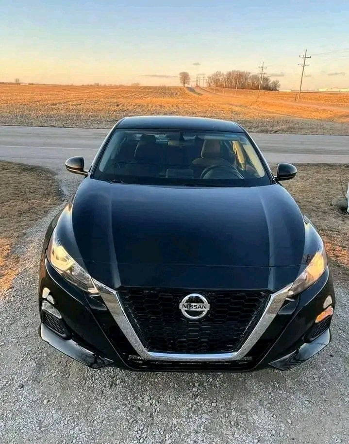 2020 Nissan Altima — Photo 9