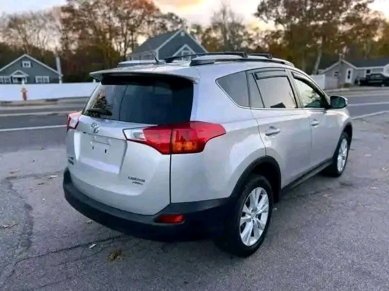 2015 Toyota RAV4 Limited — Side View
